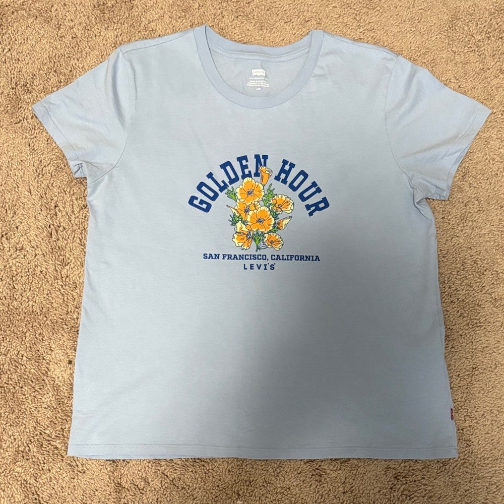 Levi's Light Blue Graphic Tee - Golden Hour